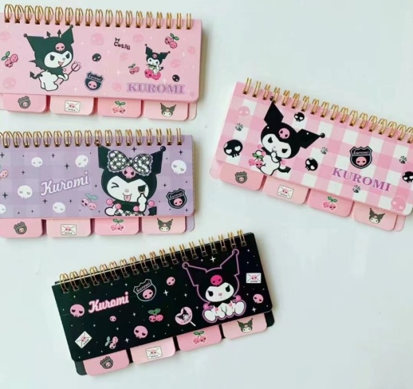 Блокнот Kuromi 176х85мм, на гребне
